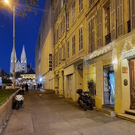 Hotel Des Allees Marseilles Buitenkant foto